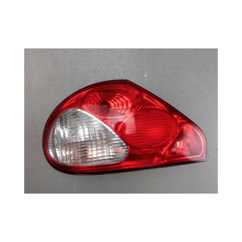 FEU ARRIERE GAUCHE  JAGUAR X-TYPE