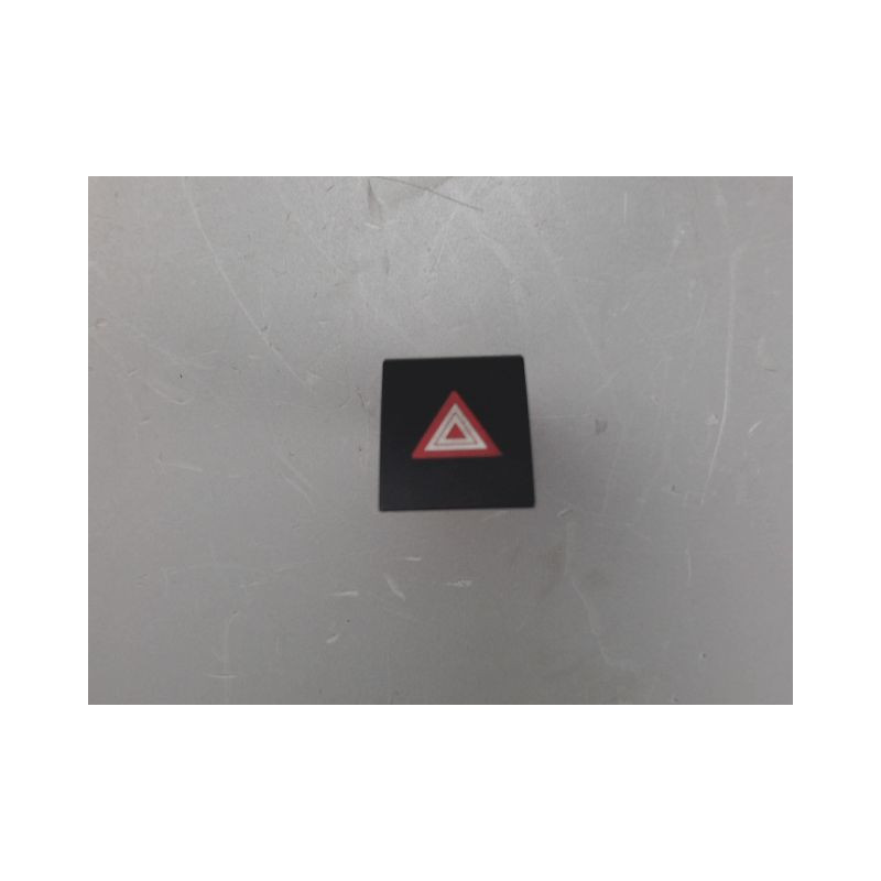 BOUTON DE WARNING SKODA FABIA