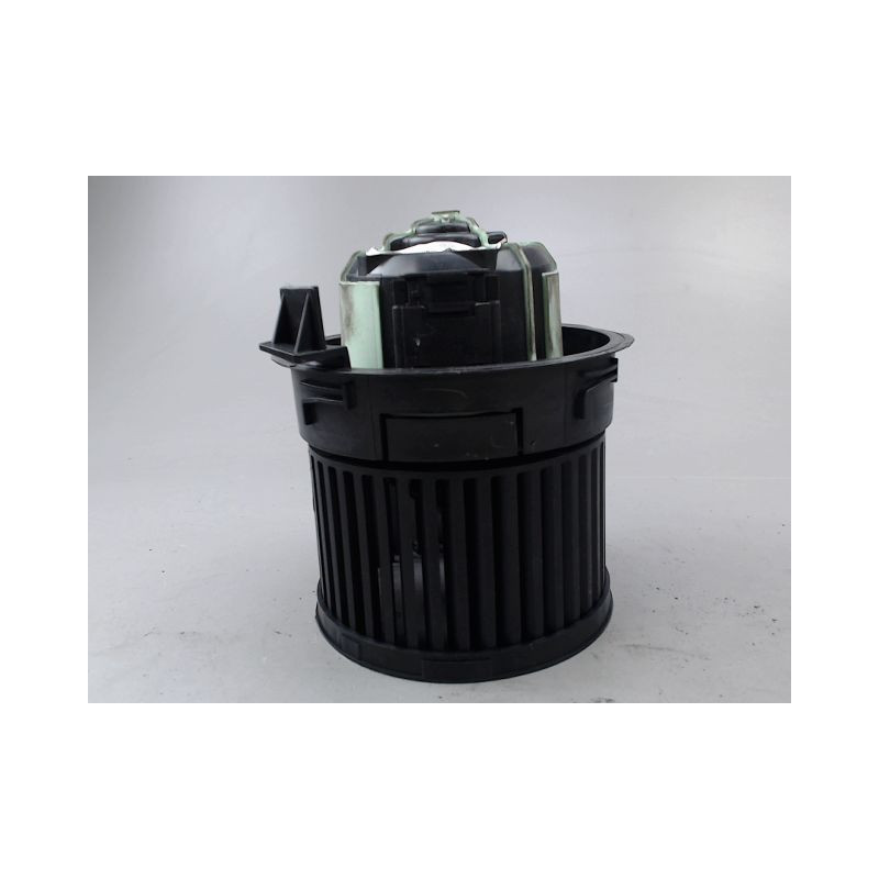 MOTEUR VENTILATEUR CHAUFFAGE PEUGEOT RCZ