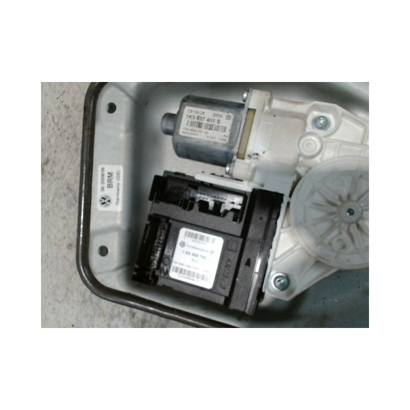 MECANISME+MOTEUR LEVE-GLACE AVANT GAUCHE VOLKSWAGEN GOLF V 2003-2009
