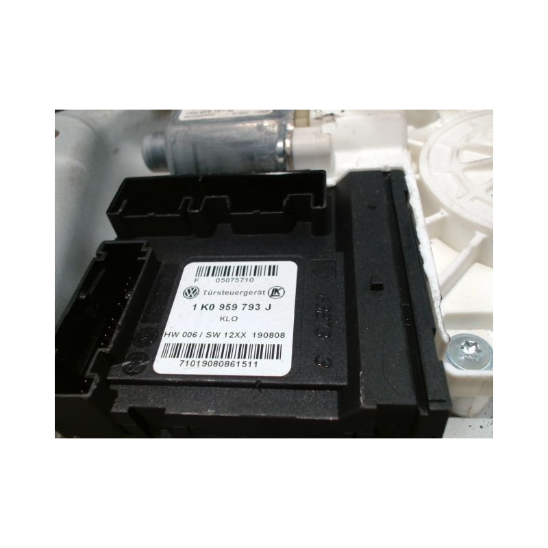 MECANISME+MOTEUR LEVE-GLACE AVANT GAUCHE VOLKSWAGEN GOLF V 2003-2009