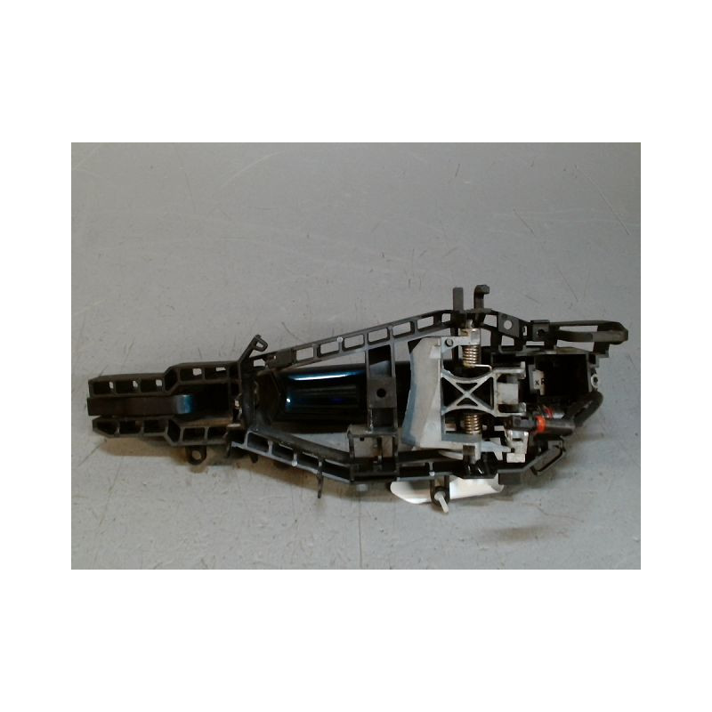 POIGNEE EXTERIEURE PORTE AVANT DROIT B.M.W. SERIE 1