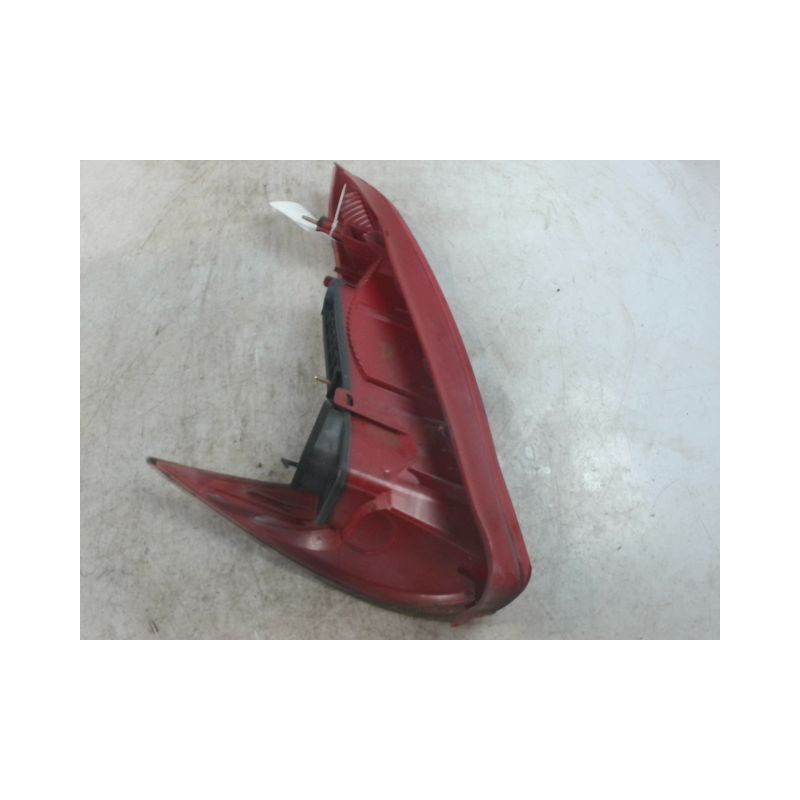 FEU ARRIERE DROIT PEUGEOT 206 SW 02-06