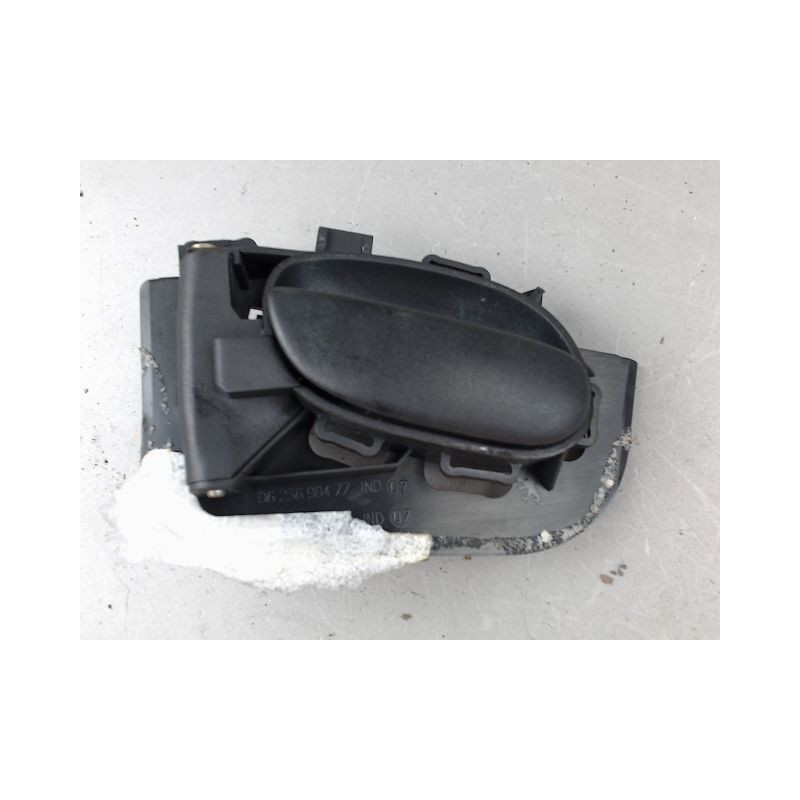 POIGNEE INTERIEURE PORTE AVANT GAUCHE PEUGEOT 206