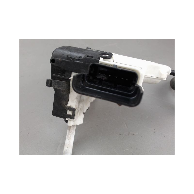 SYSTEME CONDAMNATION AVANT GAUCHE PEUGEOT 5008