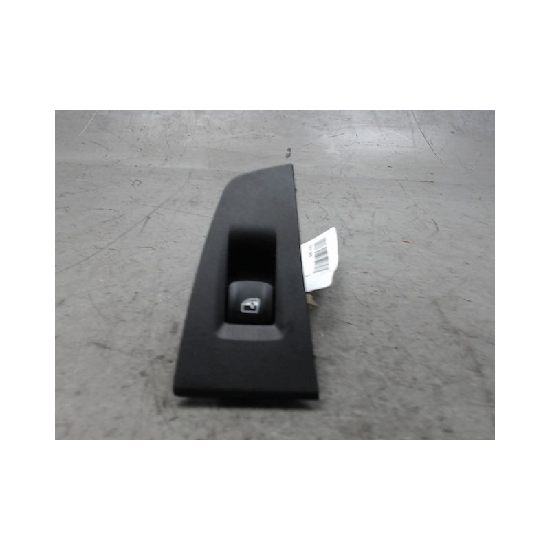 COMMANDE LEVE-GLACE PORTE ARD B.M.W. SERIE 1