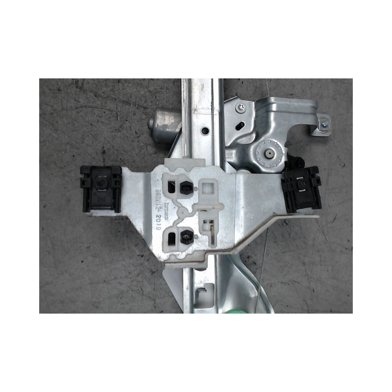 MECANISME+MOTEUR LEVE-GLACE ARRIERE DROIT PEUGEOT 3008