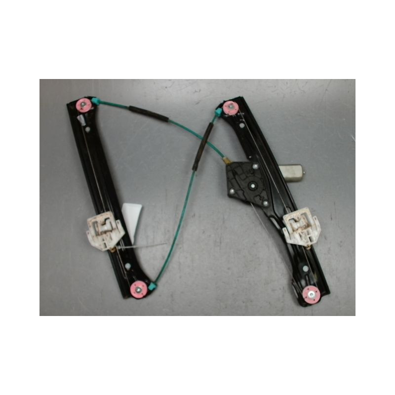 MECANISME+MOTEUR LEVE-GLACE AVANT DROIT B.M.W. SERIE 1