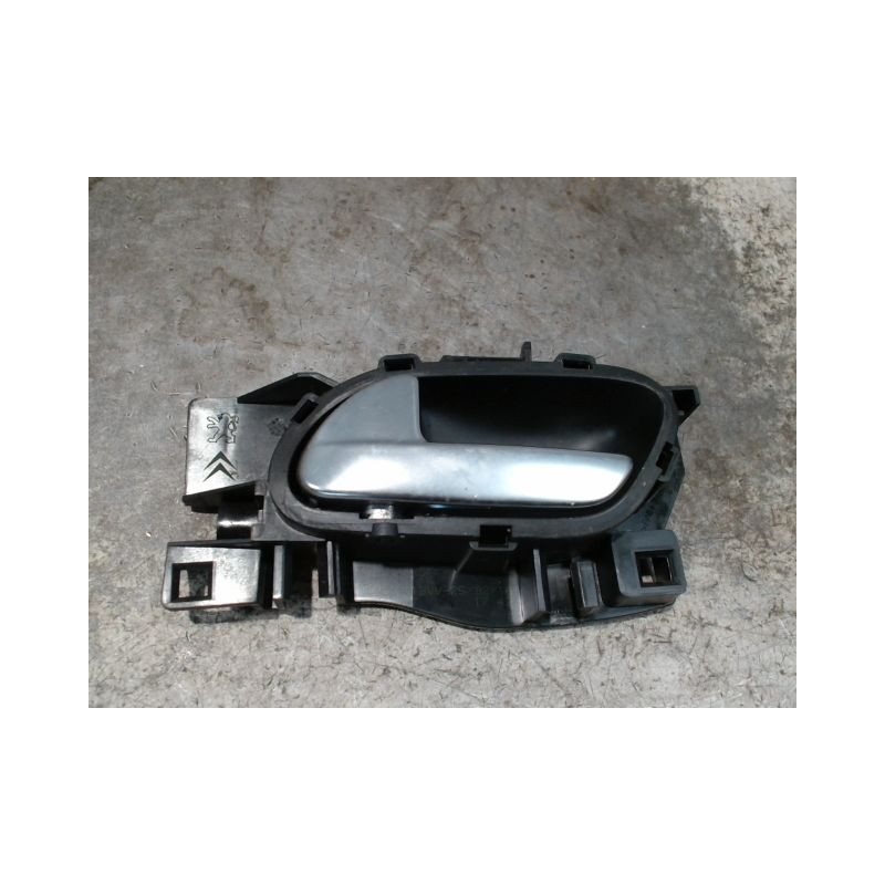 POIGNEE INTERIEURE PORTE AVANT GAUCHE PEUGEOT 208