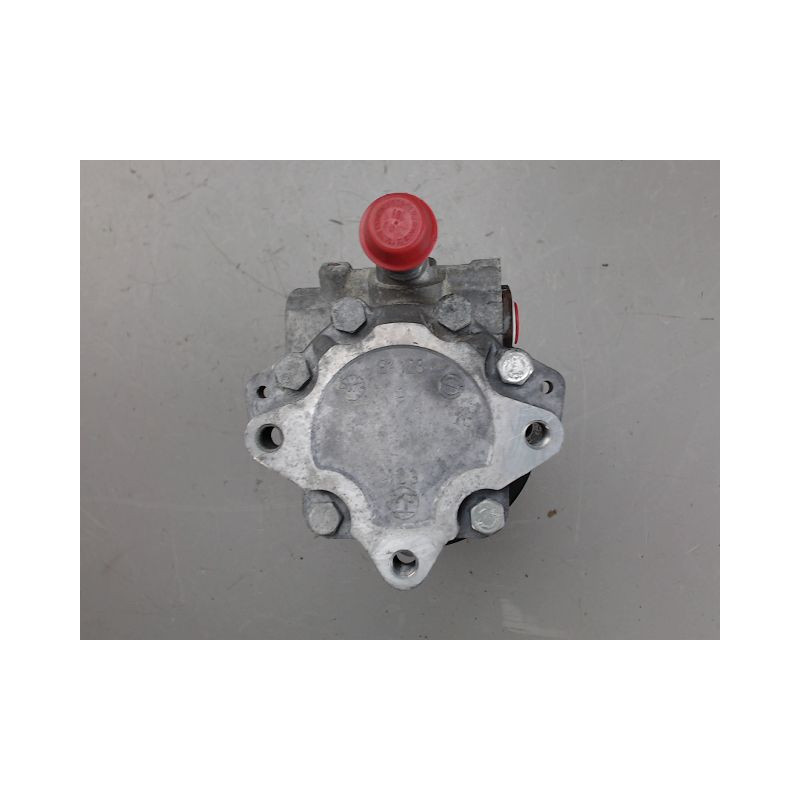 POMPE DIRECTION ASSISTEE PEUGEOT 407