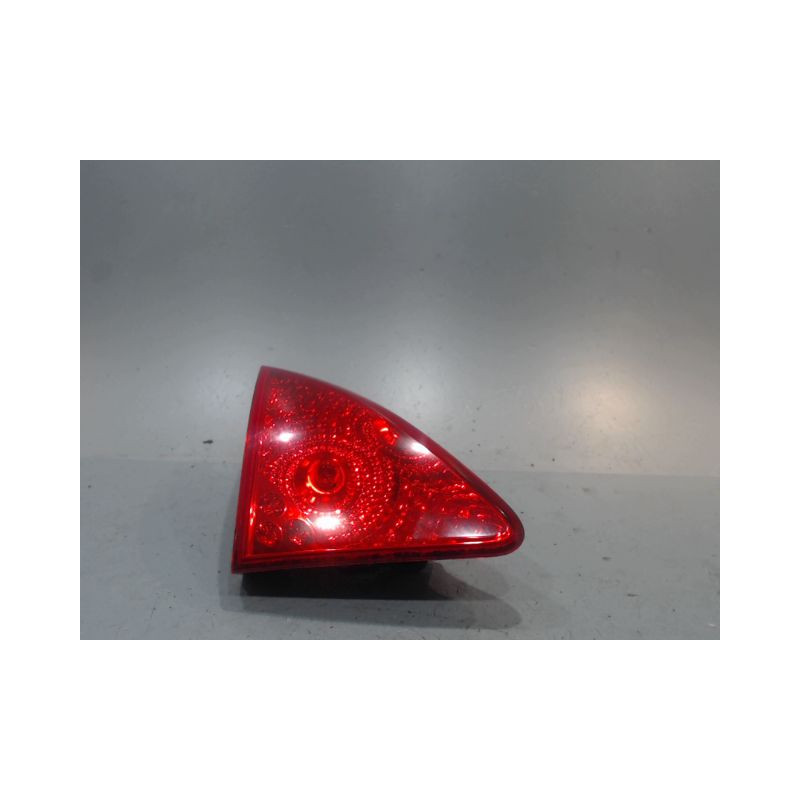 FEU ARRIERE INTERIEUR GAUCHE PEUGEOT 3008