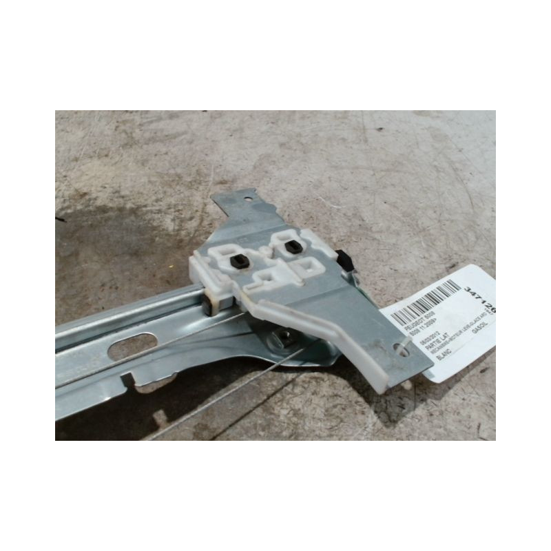 MECANISME+MOTEUR LEVE-GLACE ARRIERE DROIT PEUGEOT 5008 2009-