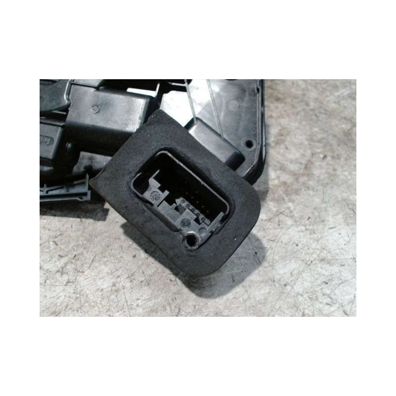 SYSTEME CONDAMNATION ARRIERE GAUCHE SEAT LEON 2009-
