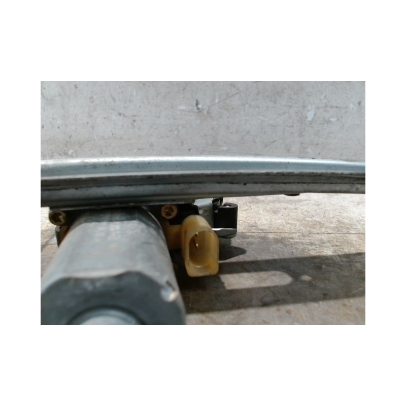 MECANISME+MOTEUR LEVE-GLACE ARRIERE DROIT BMW SERIE 3 (E46) 98-2001
