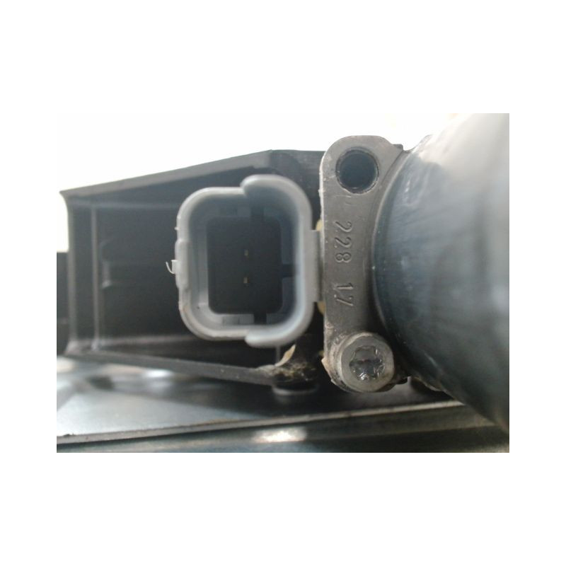 MECANISME+MOTEUR LEVE-GLACE AVANT DROIT PEUGEOT 208 Phase 1 2012-...