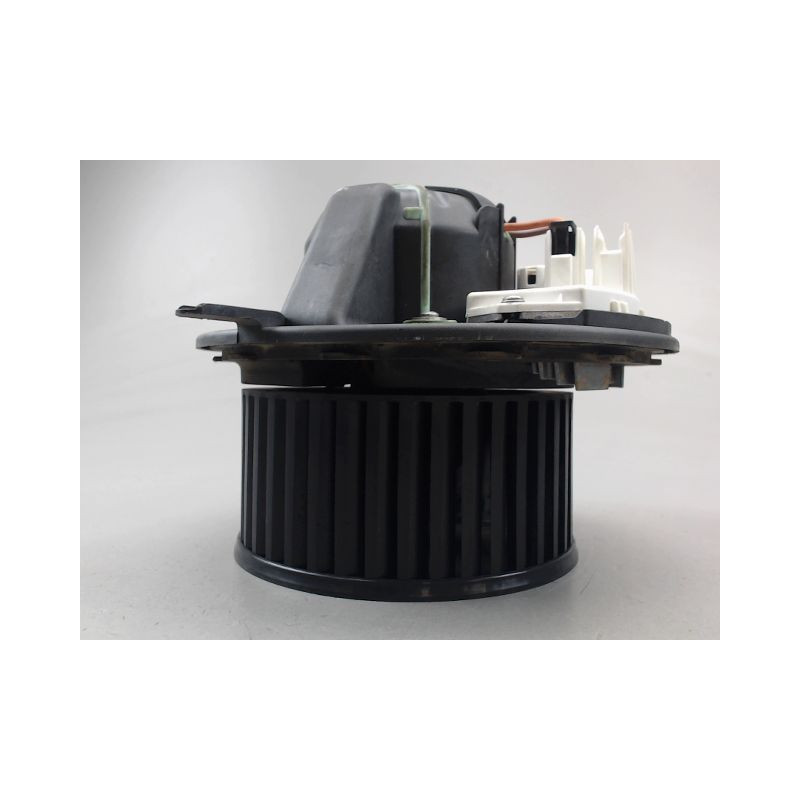 MOTEUR VENTILATEUR CHAUFFAGE B.M.W. SERIE 3