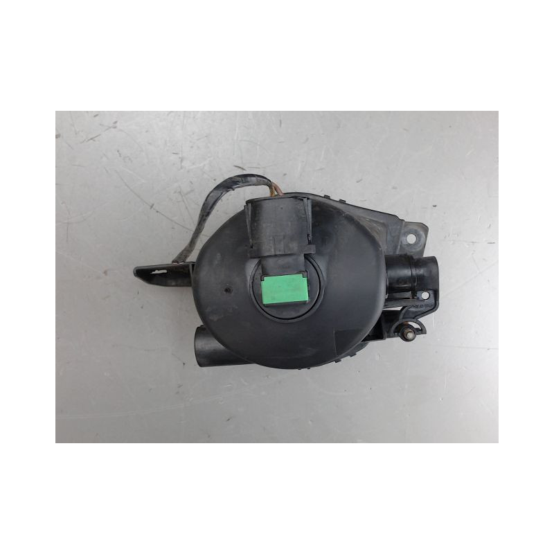 PHARE ANTIBROUILLARD AVANT DROIT B.M.W. SERIE 3
