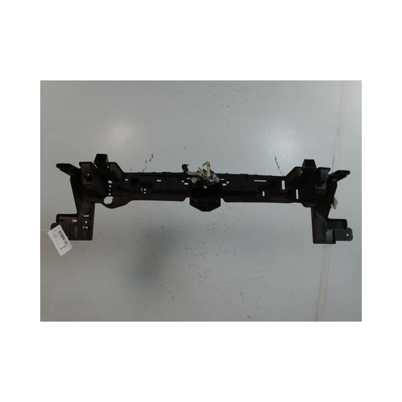 TRAVERSE SUPERIEURE ARMATURE AVANT PEUGEOT 5008