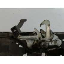 TRAVERSE SUPERIEURE ARMATURE AVANT PEUGEOT 5008