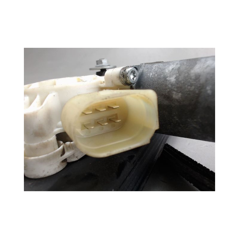 MECANISME LEVE-GLACE AVANT GAUCHE B.M.W. X5