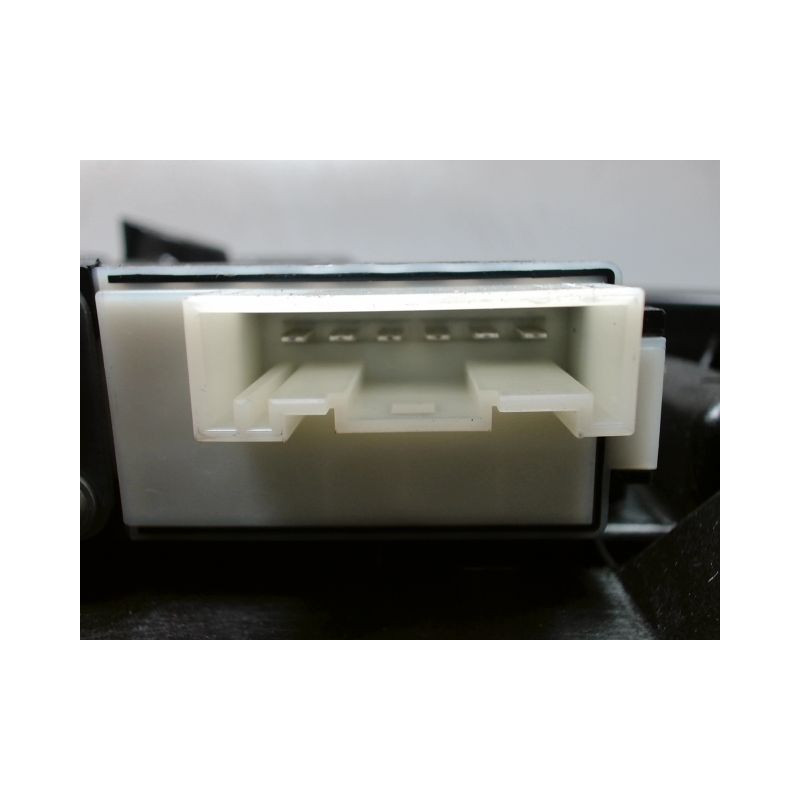 MECANISME+MOTEUR LEVE-GLACE ARRIERE DROIT B.M.W. SERIE 1