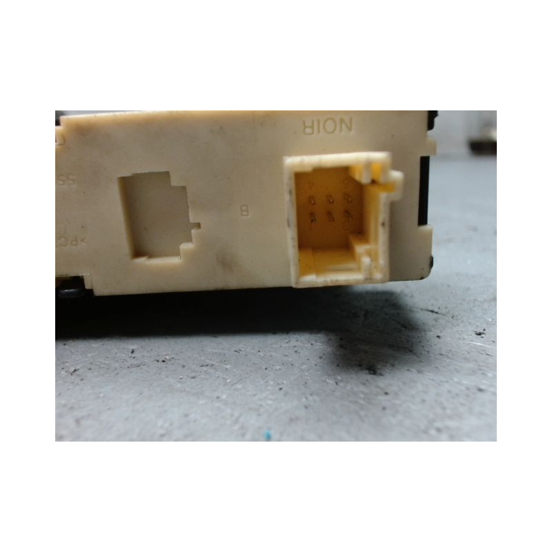 MECANISME+MOTEUR LEVE-GLACE AVANT GAUCHE PEUGEOT 807
