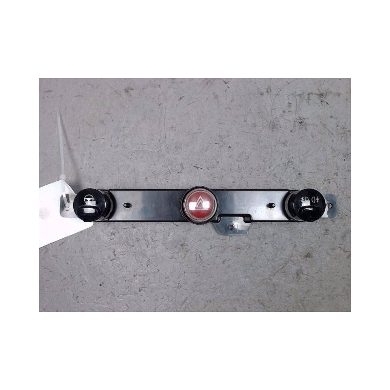 BOUTON DE WARNING FIAT 500 2007-
