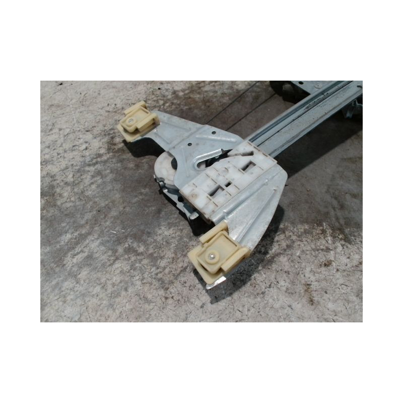 MECANISME+MOTEUR LEVE-GLACE AVANT DROIT CITROEN C1 3P