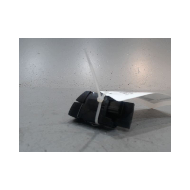 BOUTON DE WARNING B.M.W. SERIE 2