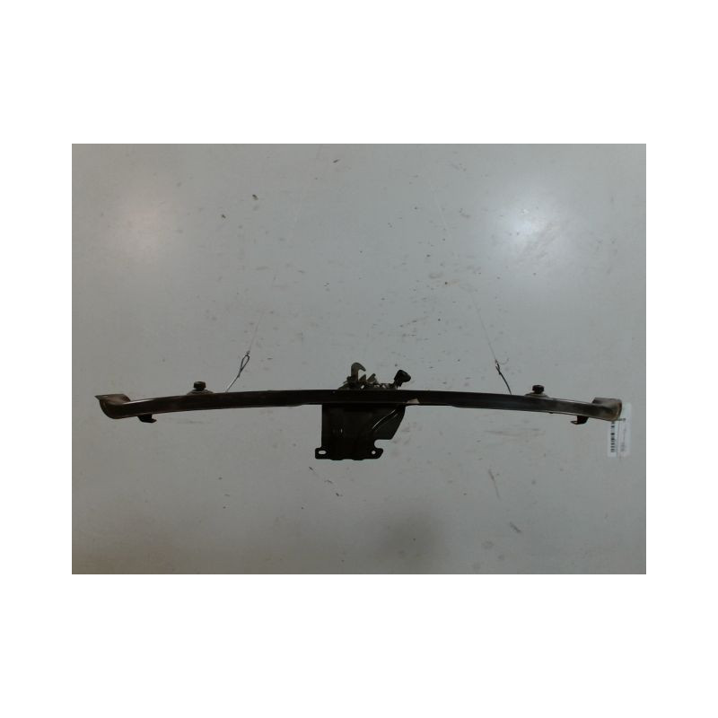 TRAVERSE SUPERIEURE ARMATURE AVANT PEUGEOT 206