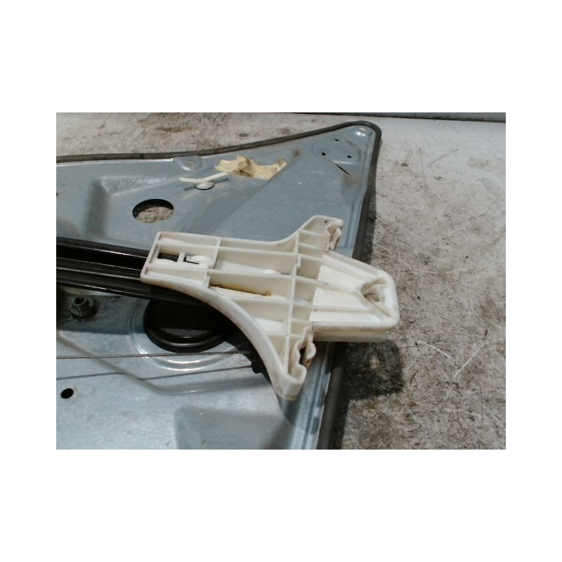 MECANISME+MOTEUR LEVE-GLACE ARRIERE DROIT SEAT IBIZA 2006-