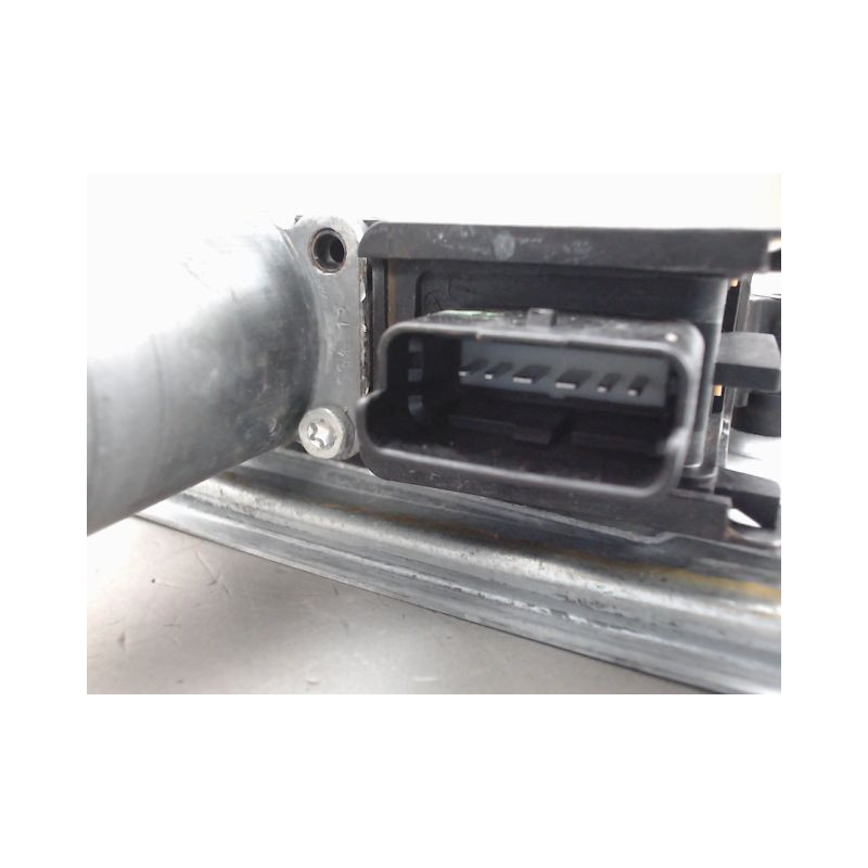 MECANISME LEVE-GLACE AVANT GAUCHE PEUGEOT 208