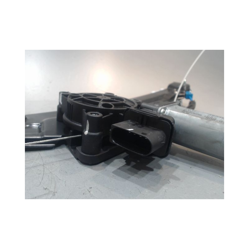 MECANISME+MOTEUR LEVE-GLACE AVANT GAUCHE B.M.W. SERIE 2