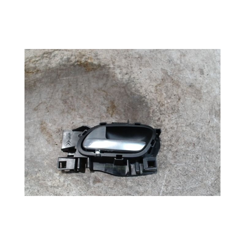 POIGNEE INTERIEURE PORTE AVANT GAUCHE PEUGEOT 208