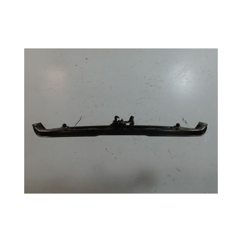 TRAVERSE SUPERIEURE ARMATURE AVANT PEUGEOT 206