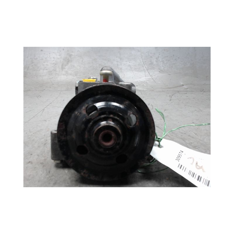 POMPE DIRECTION ASSISTEE JAGUAR S-TYPE
