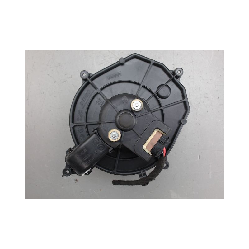 MOTEUR VENTILATEUR CHAUFFAGE PEUGEOT PARTNER
