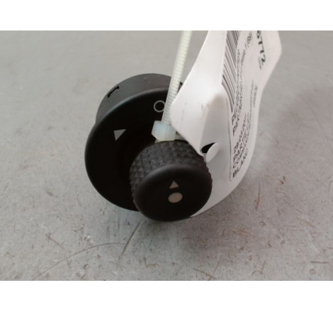 COMMANDE RETROVISSEUR EXT ELECTRIQUE