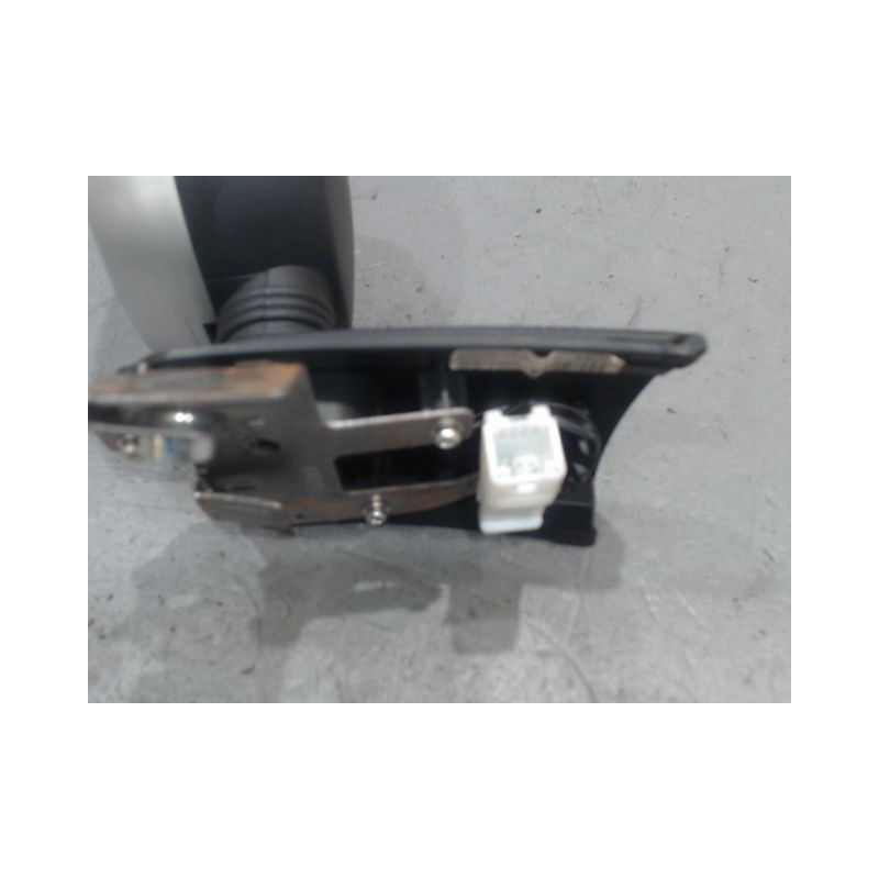 COMPTE TOURS PEUGEOT 107