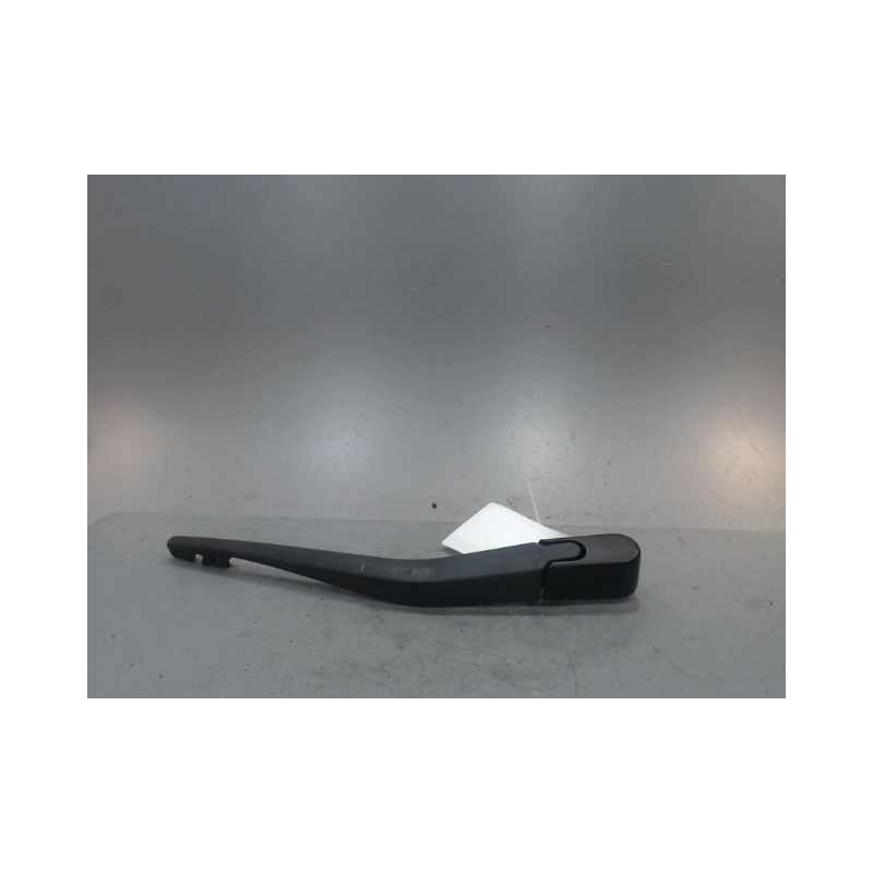 BRAS ESSUIE-GLACE ARRIERE B.M.W. SERIE 1