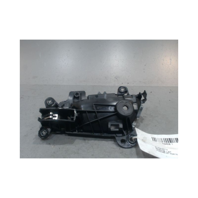 POIGNEE INTERIEURE PORTE AVANT DROIT B.M.W. SERIE 1