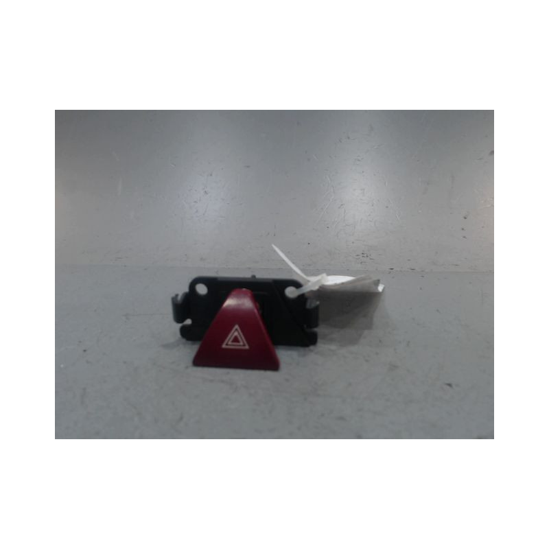 BOUTON DE WARNING PEUGEOT 307