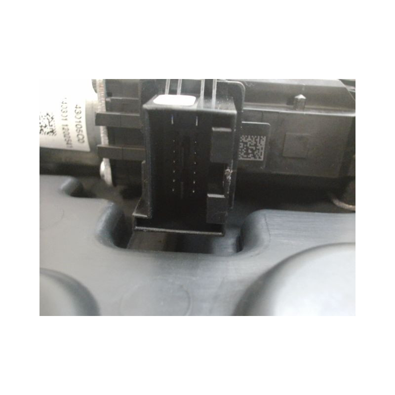 MECANISME+MOTEUR LEVE-GLACE AVANT DROIT SEAT IBIZA IV Phase 2 (6J) 2012-...