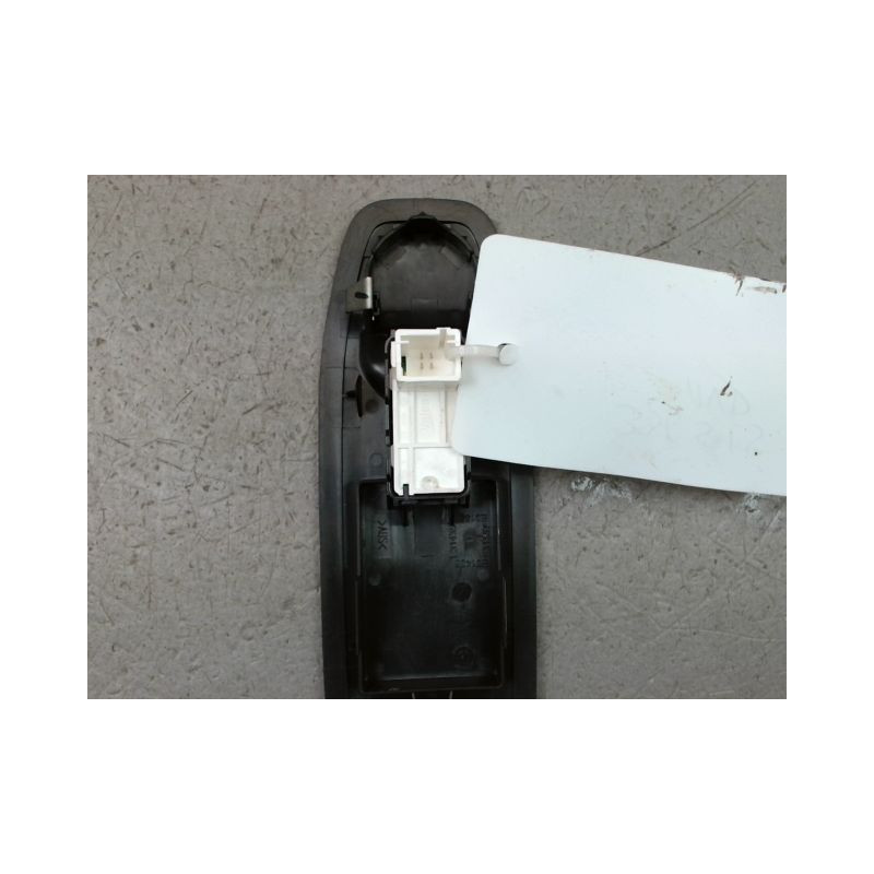 COMMANDE LEVE-GLACE PORTE AVD PEUGEOT 2008 Phase 1 2013-...