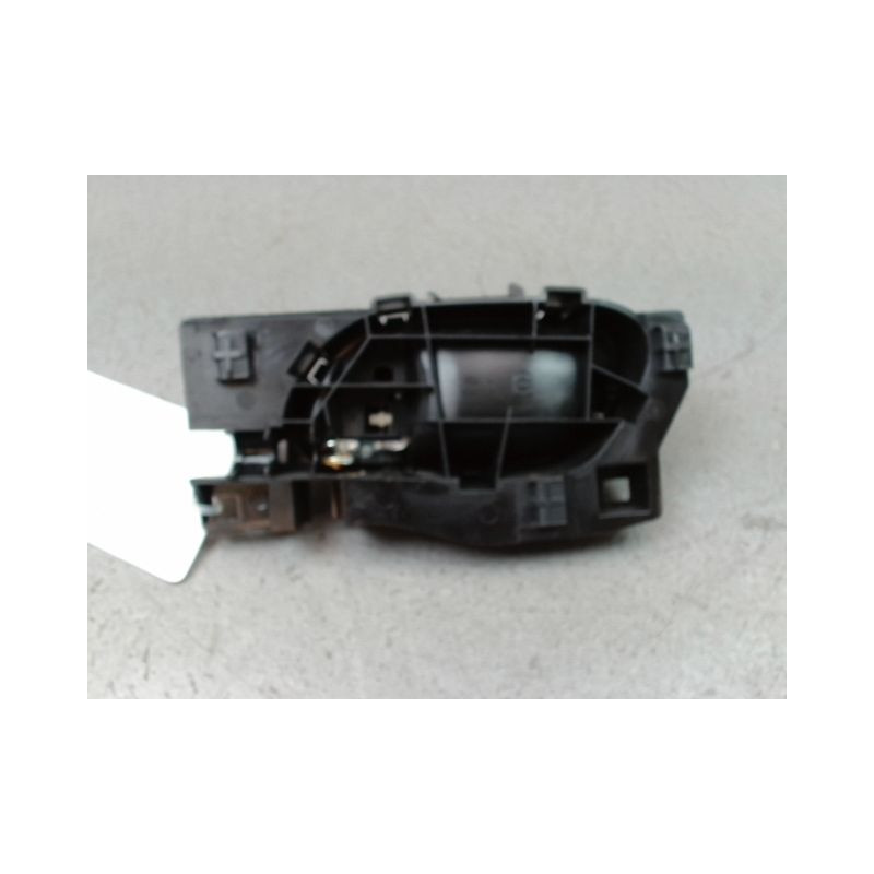 POIGNEE INTERIEURE PORTE AVANT DROIT PEUGEOT 2008 Phase 1 2013-...