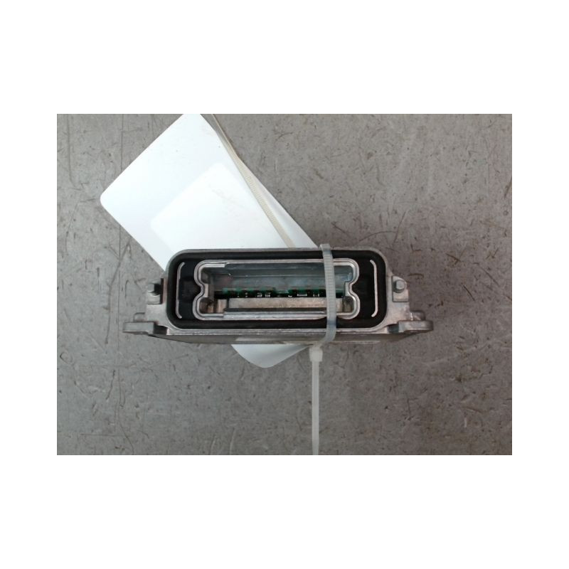 BOITIER XENON PHARE GAUCHE PEUGEOT 508 BERL. Phase 1 2011-...