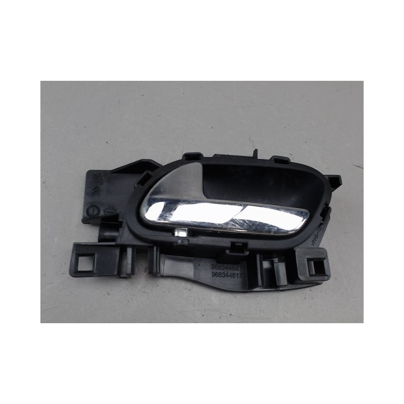 POIGNEE INTERIEURE PORTE ARRIERE GAUCHE PEUGEOT 5008