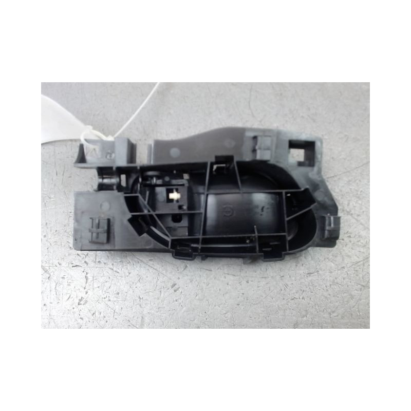 POIGNEE INTERIEURE PORTE ARRIERE DROIT PEUGEOT 208 Phase 1 2012-...