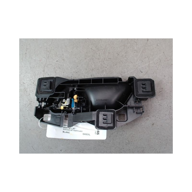 POIGNEE INTERIEURE PORTE ARRIERE DROIT PEUGEOT 208