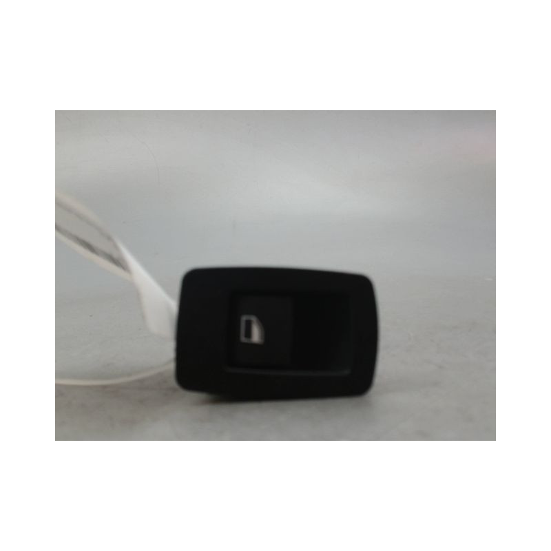 COMMANDE LEVE-GLACE PORTE ARG BMW SERIE 1